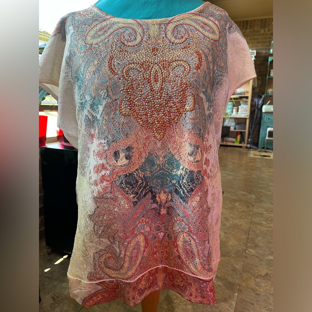 Reba Lace Front Top